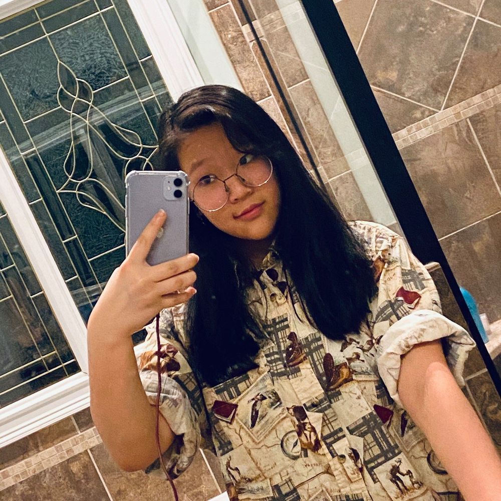 Meet your Posher, Lena